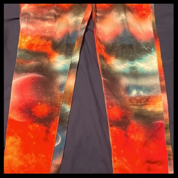 NWOT ✮ L'Amour Nanette Lepore Stretch Denim Multicolored Legging Galaxy Universe - Picture 7 of 11
